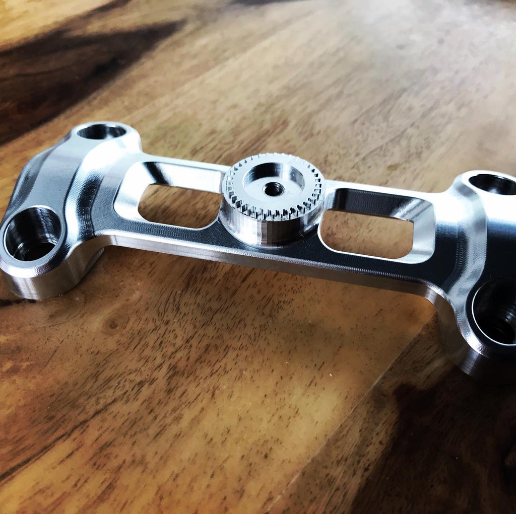 Royal Enfield Interceptor 650 Quad Lock Handlebar Clamp Mount